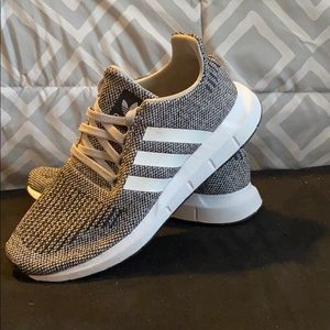 Youth Adidas Swift Run
